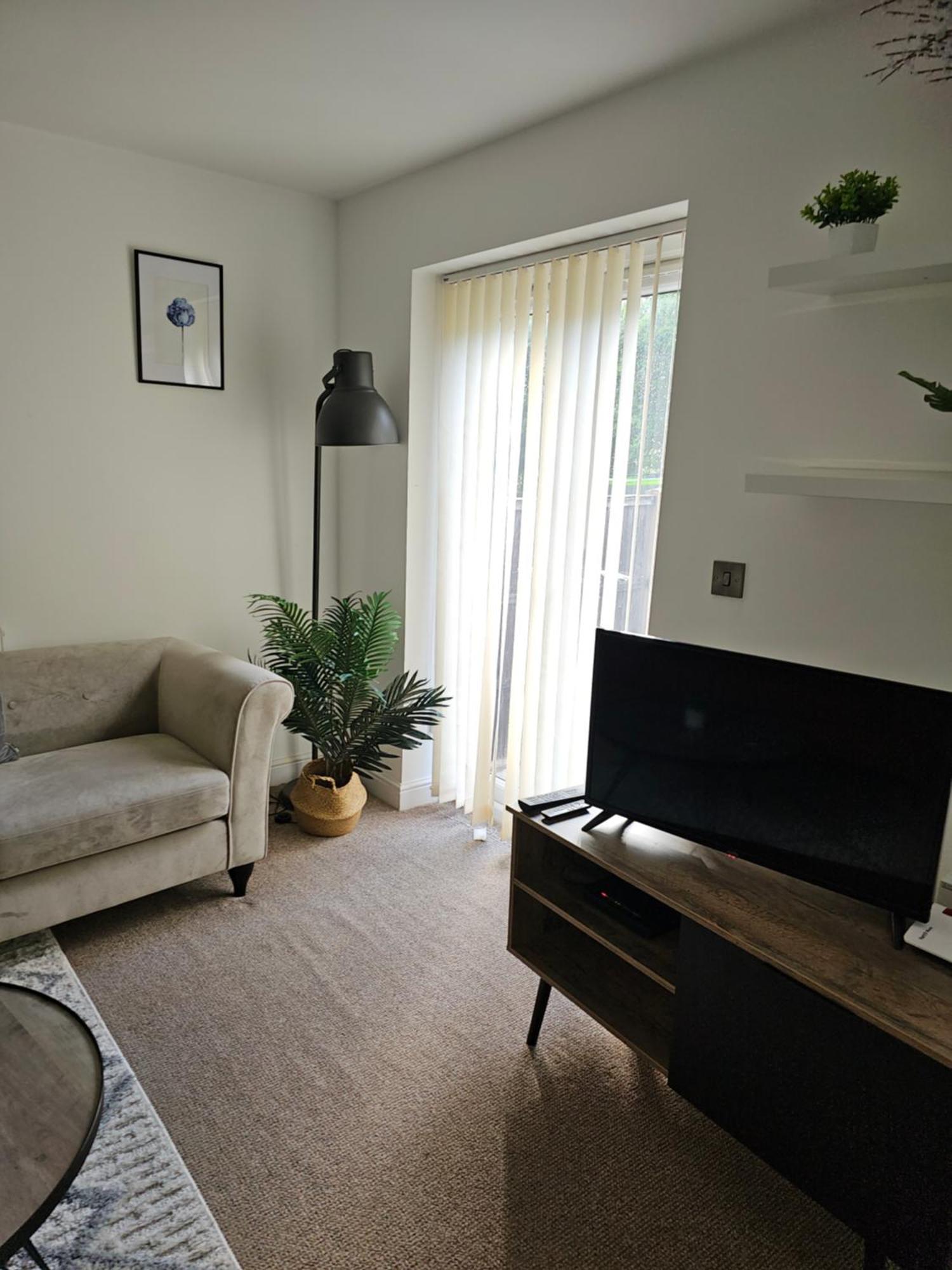 Appartement Sotys Contractors, Long And Short Term Derby